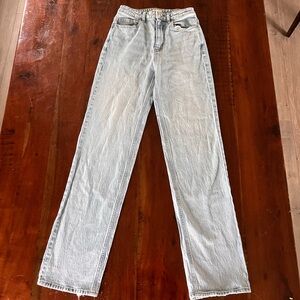 Light wash jeans